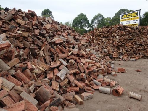 FIREWOOD HARDWOOD MIXED CUBE 3/4 [Sz:3/4]